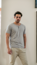 Camiseta Henley Masculina Básica Slim